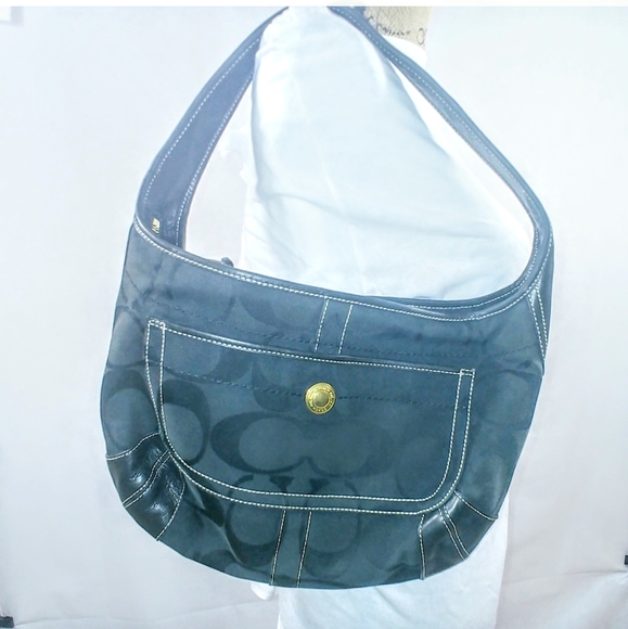 Coach Handbags - Vintage COACH Ergo Purse